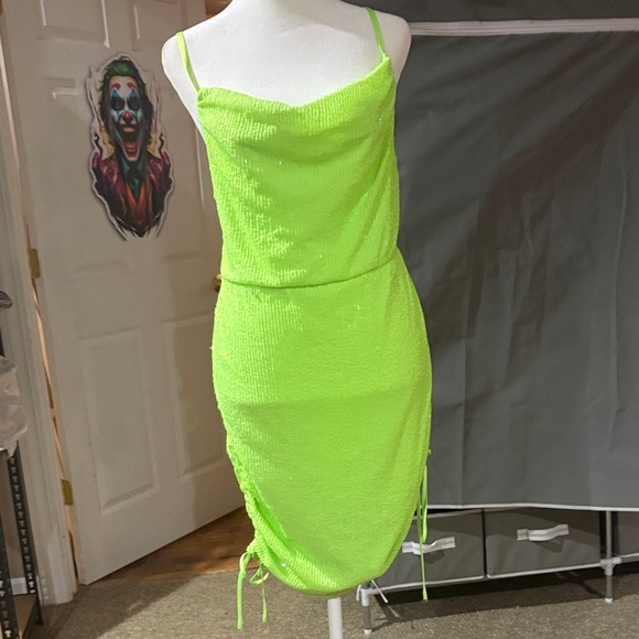 wild fable Dresses & Skirts - Wild Fable Sz L NWOT Neon Green sequins Ruched Women  mini Dress
